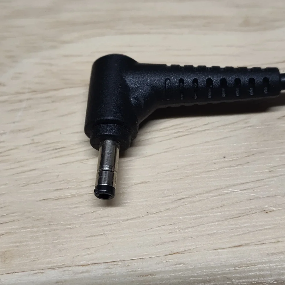 Lenovo AC/DC adapter model ADLX45NAC3A